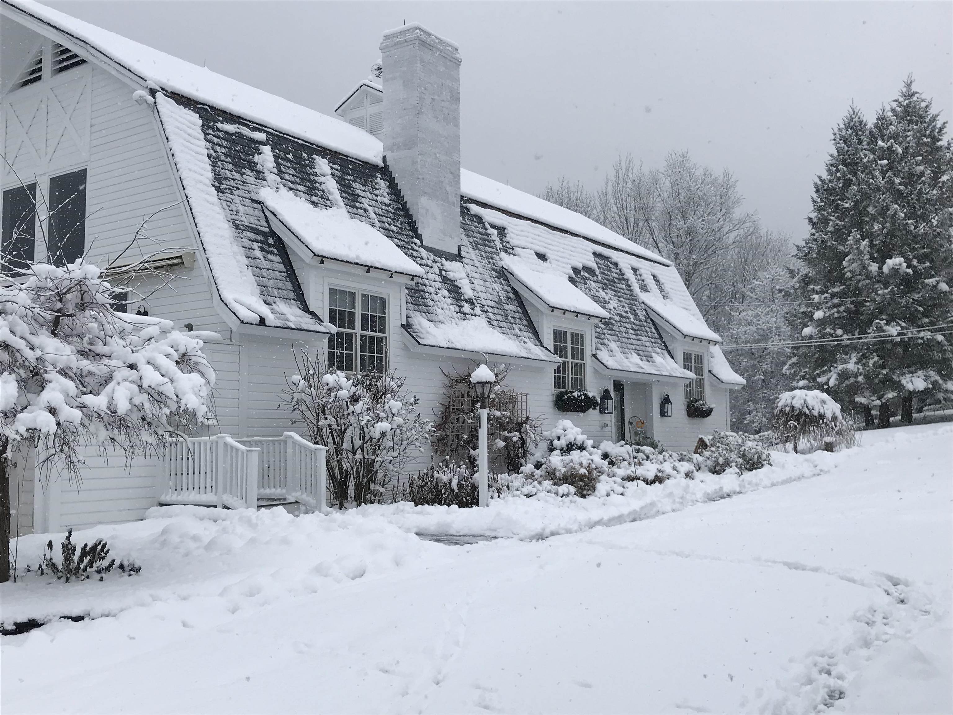 1115 South End Road