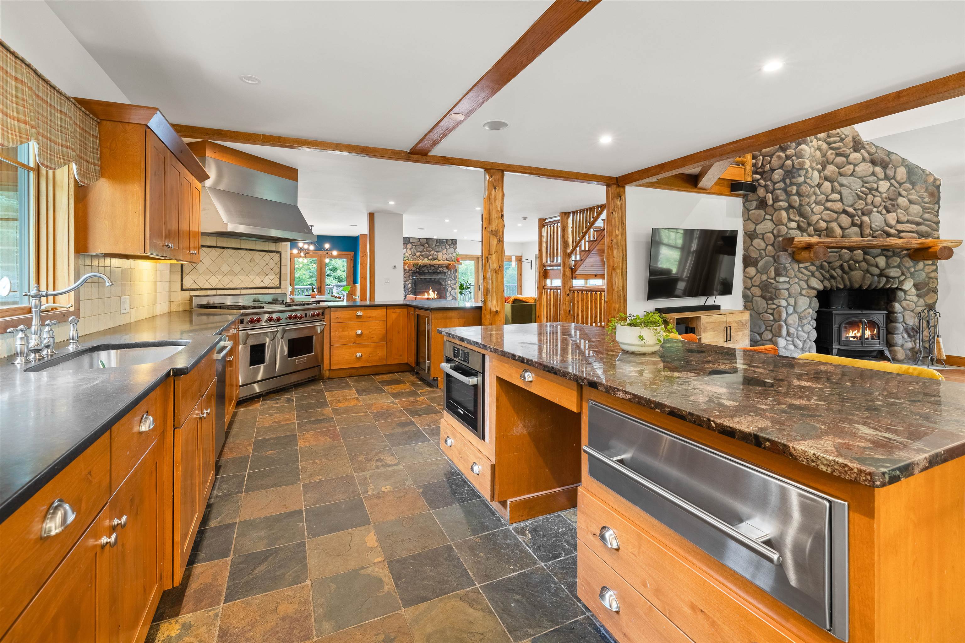18 Rocky Dell Road
