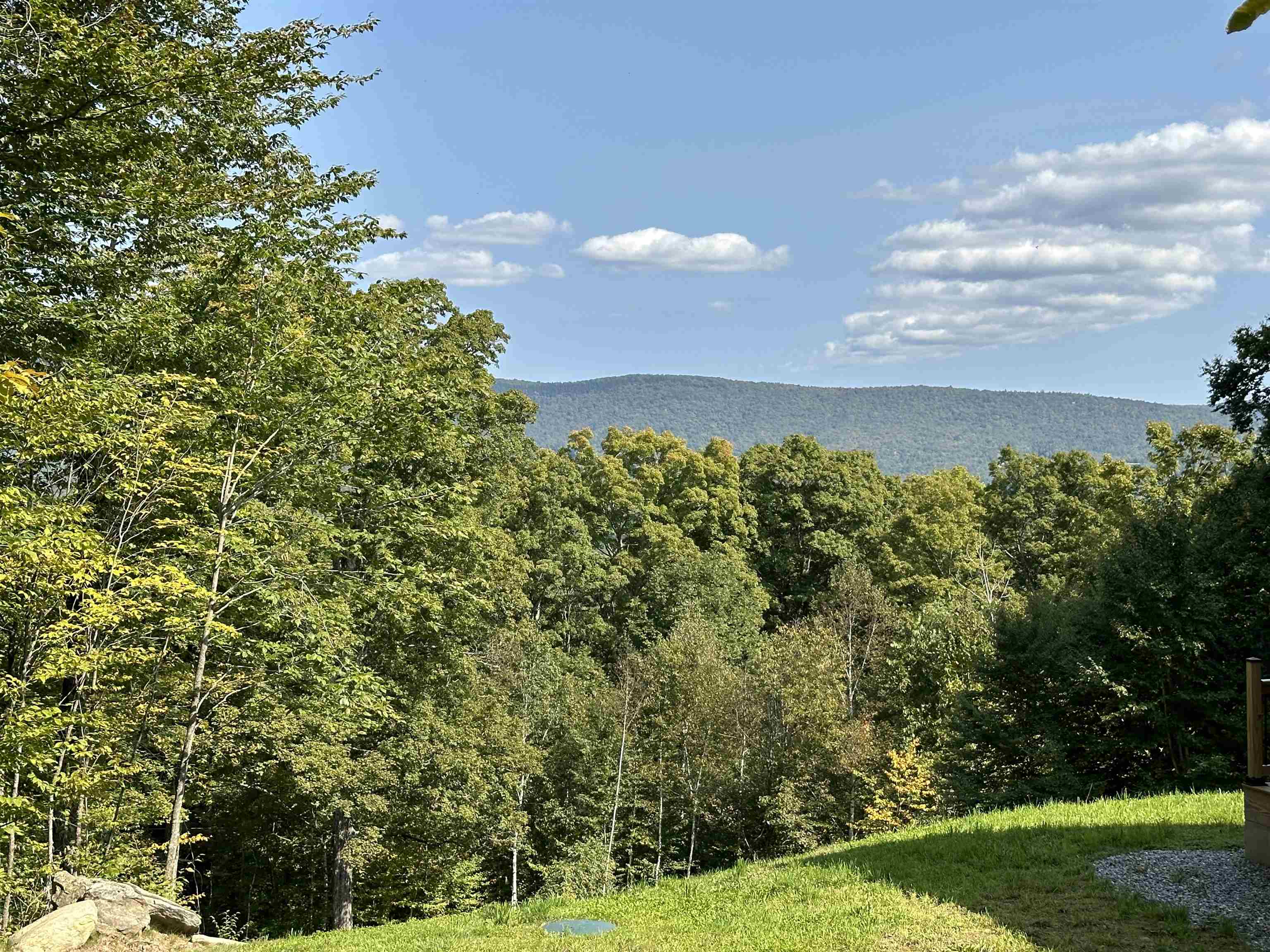 219 Deerwood Hill