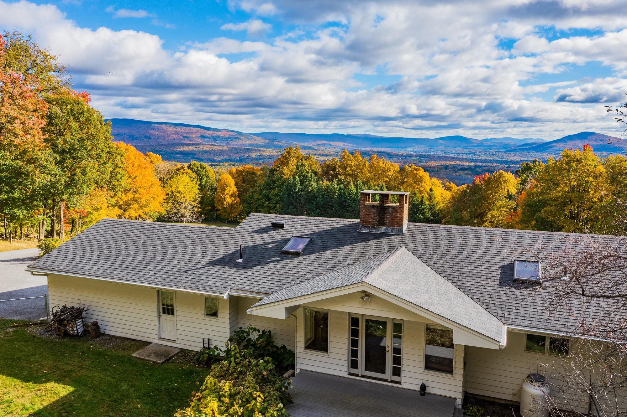 1516 West Mountain Road