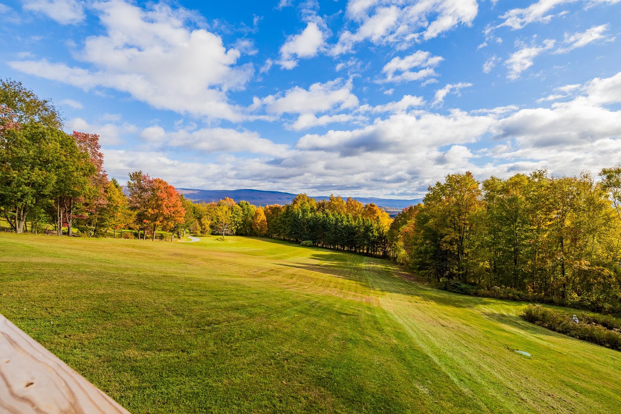 1516 West Mountain Road