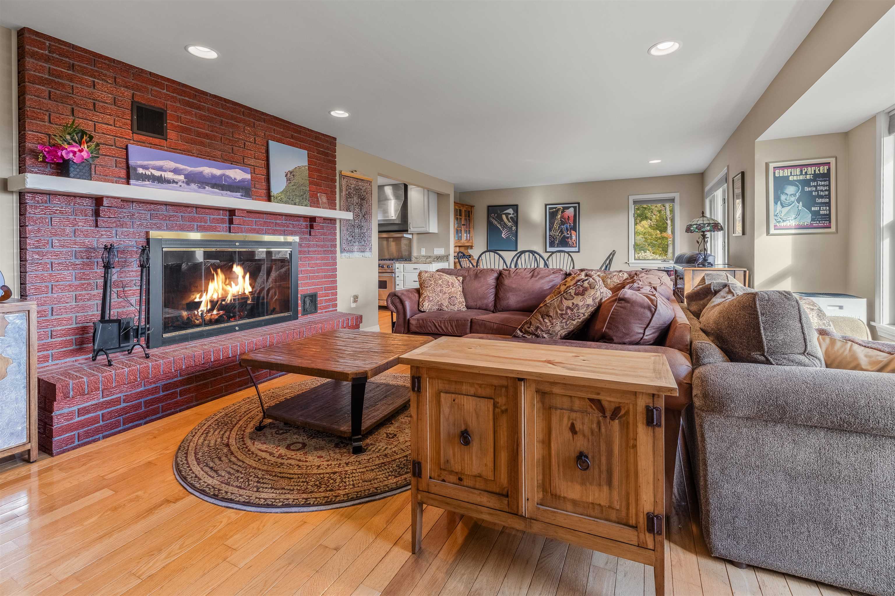1516 West Mountain Road