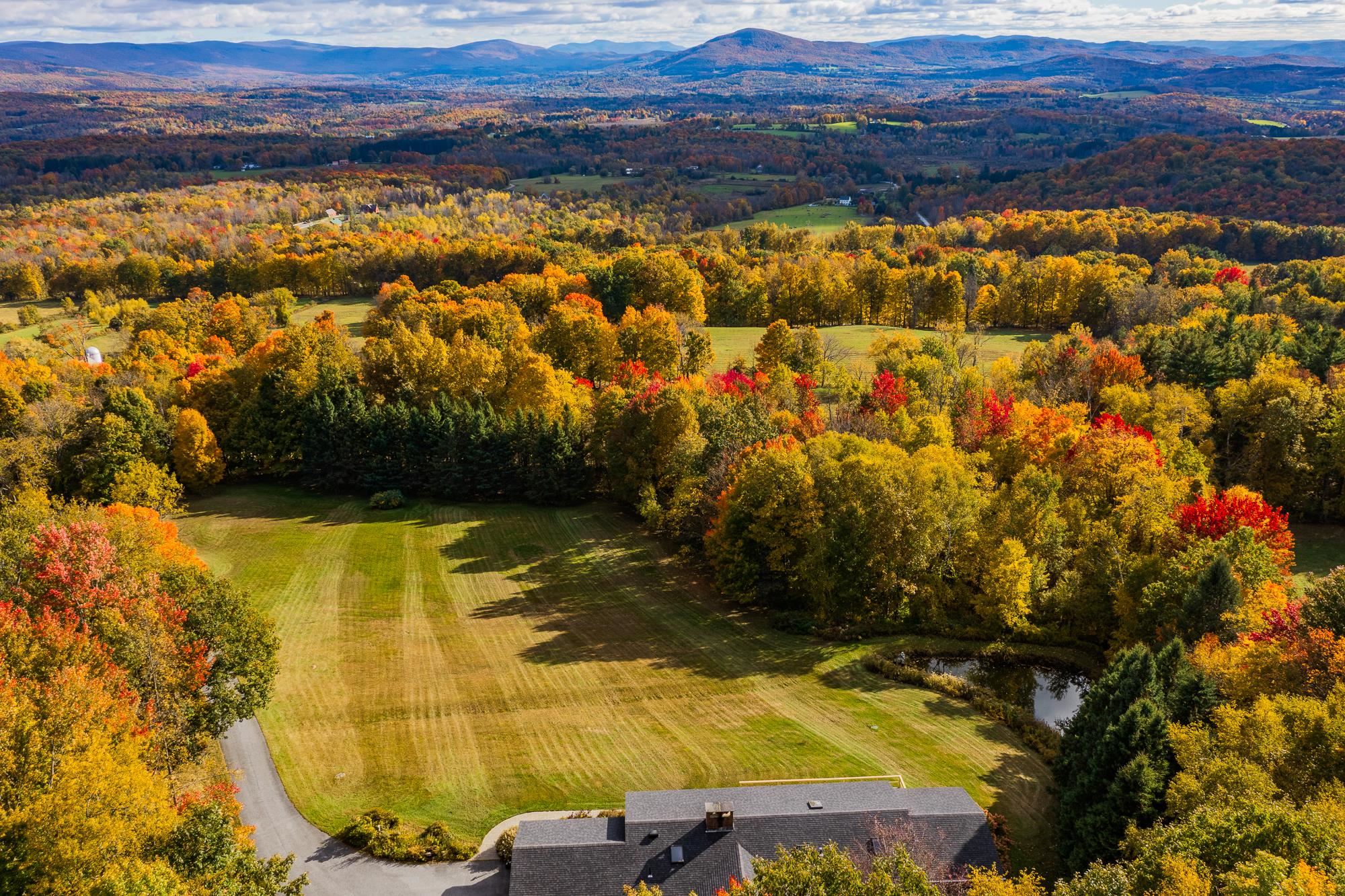 1516 West Mountain Road
