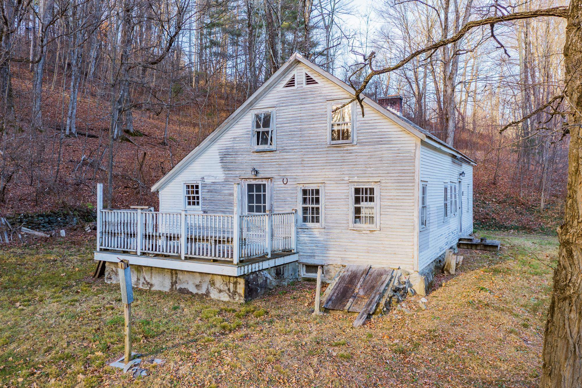 207 West Road