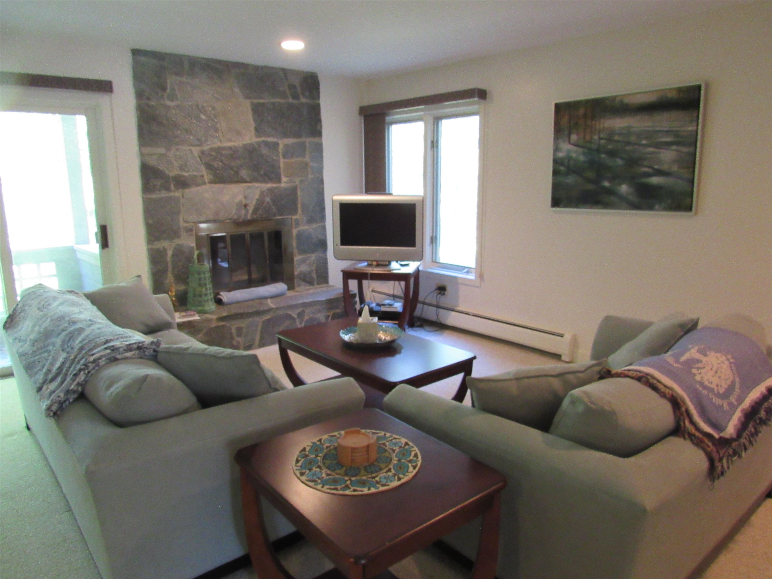 49 High Point Drive Unit: #A122
