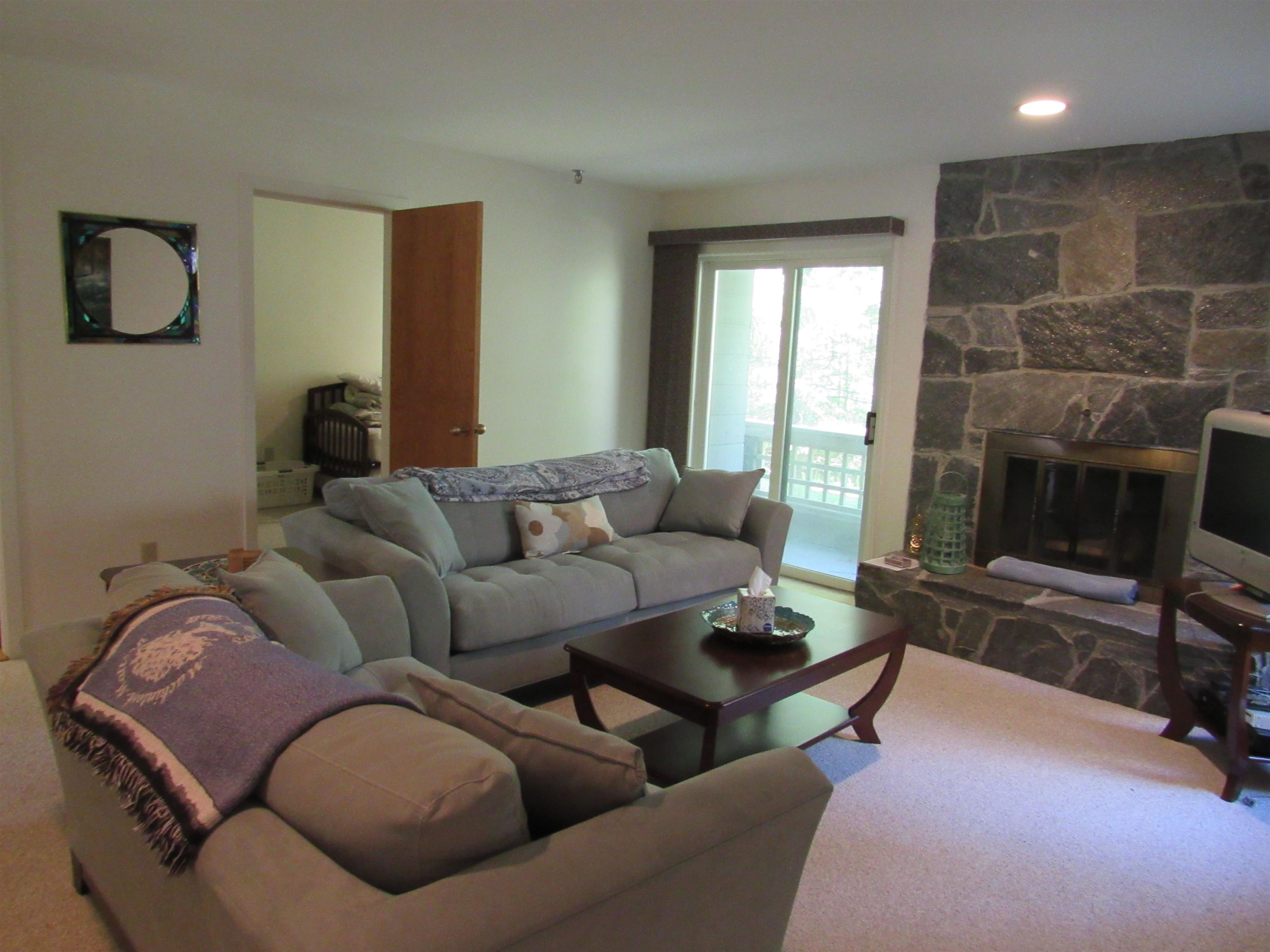 49 High Point Drive Unit: #A122