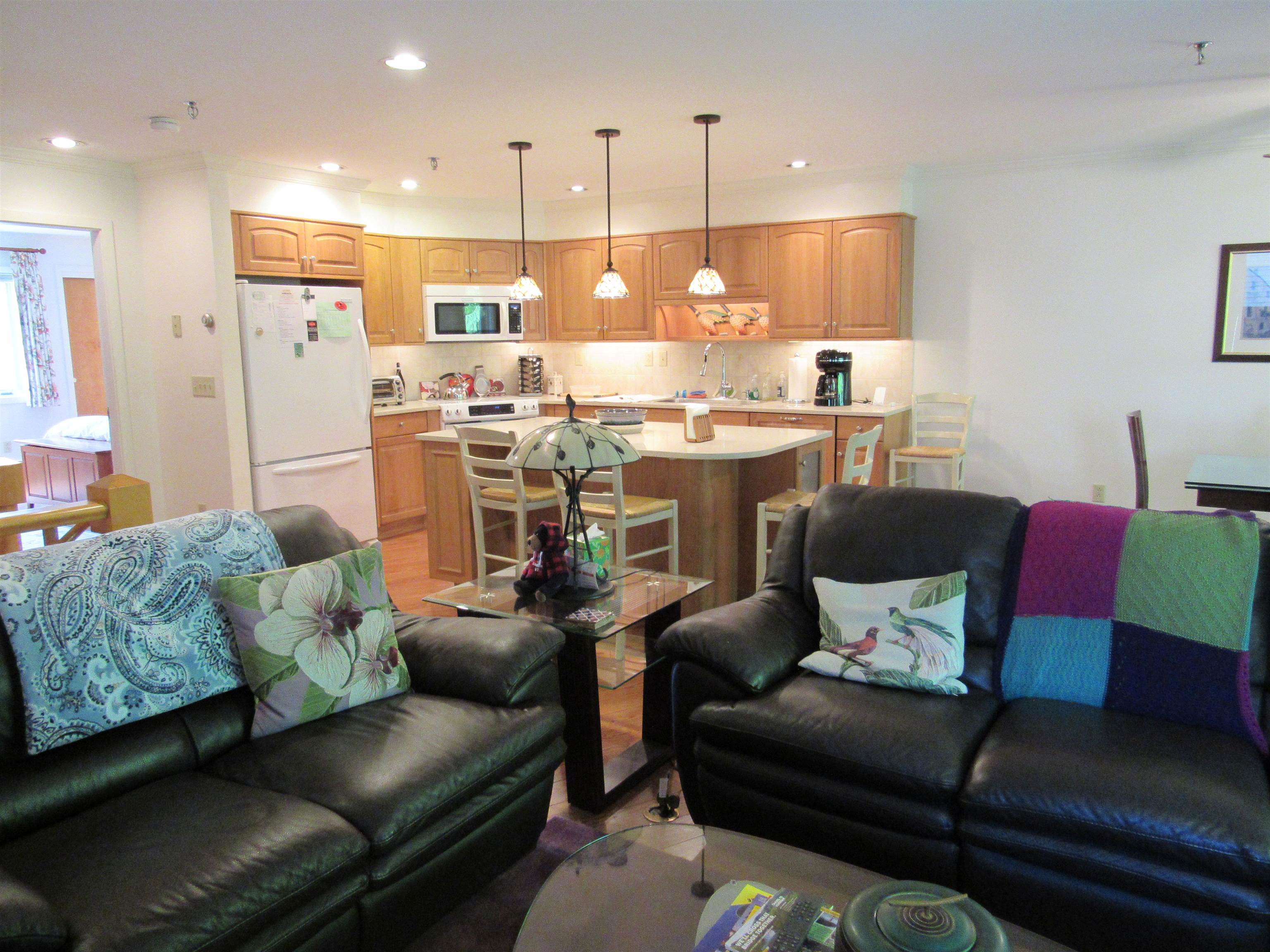 49 High Point Drive Unit: #A122