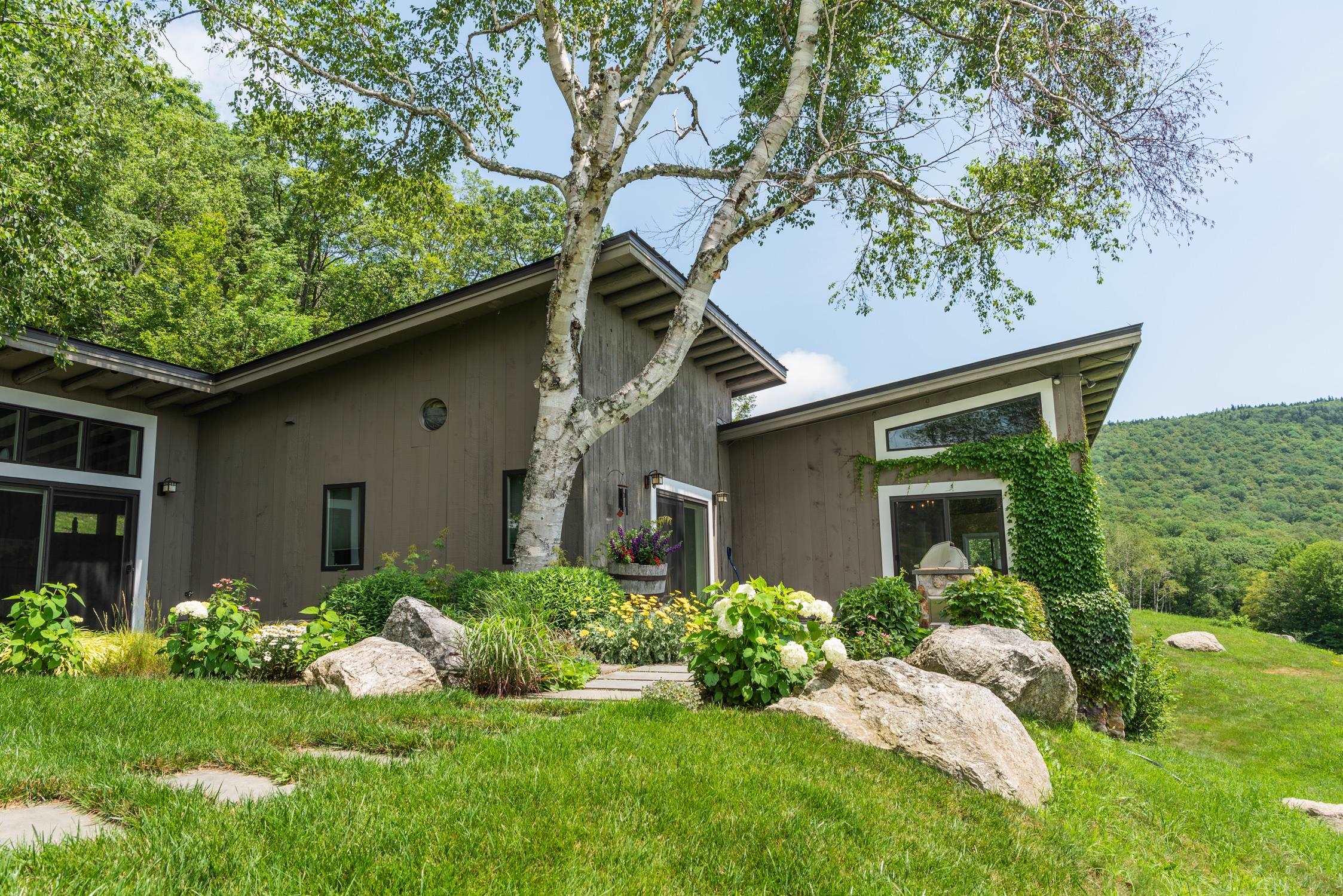 25 Mountain Haunts Road