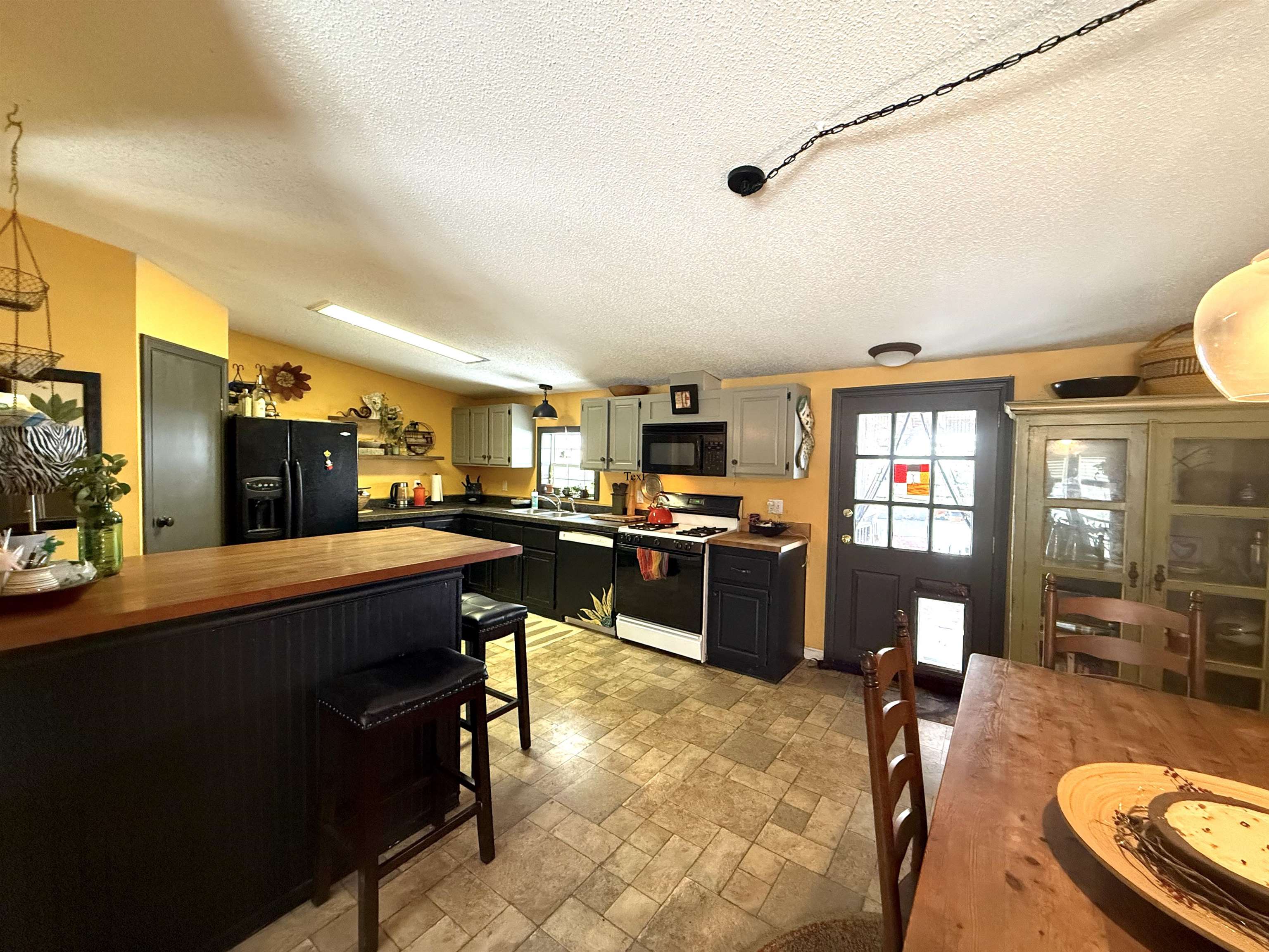 3046 Route 313W Route