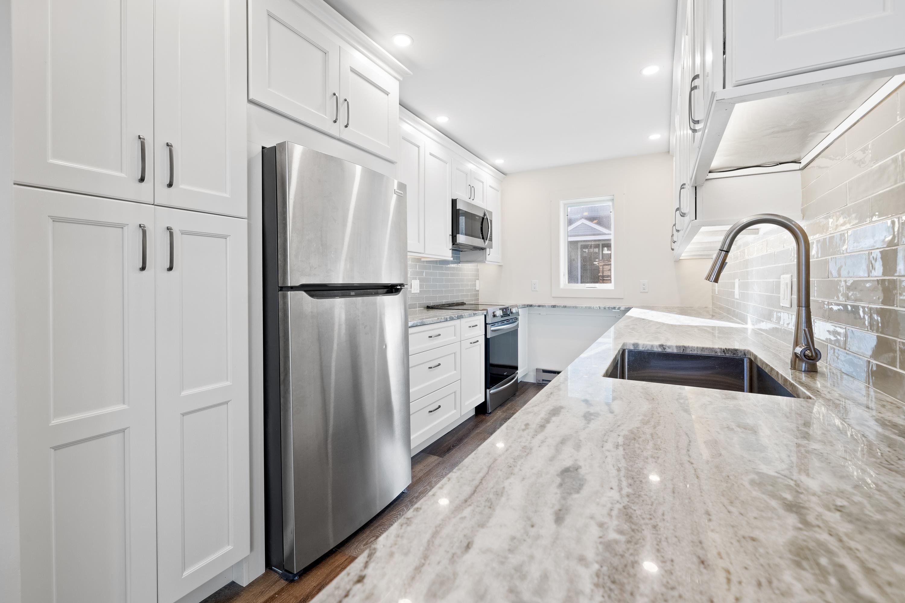 56 Shattarack Road Unit: D6