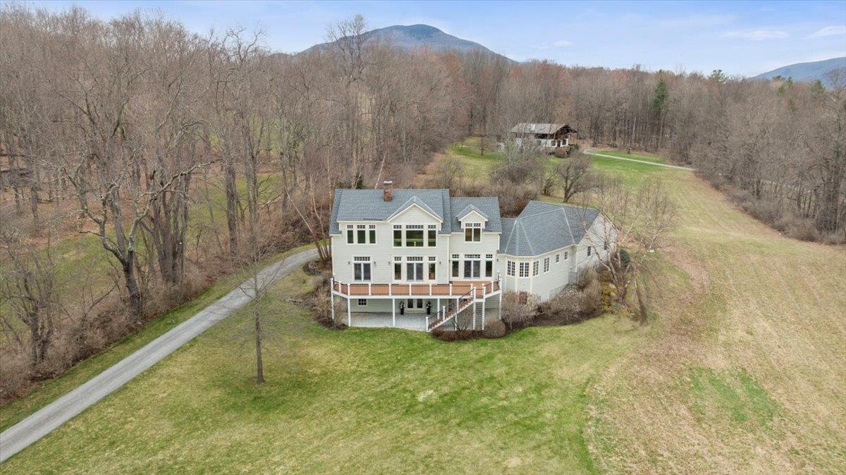 1325 Barnumville Road