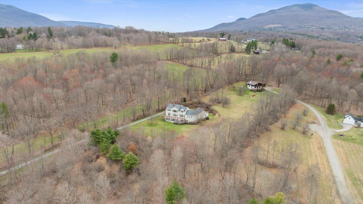 1325 Barnumville Road
