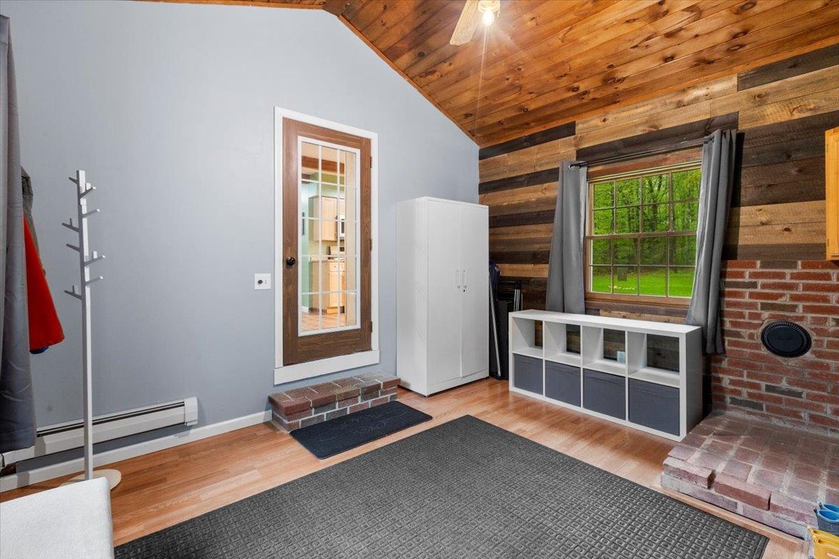 1283 Hidden Valley Road