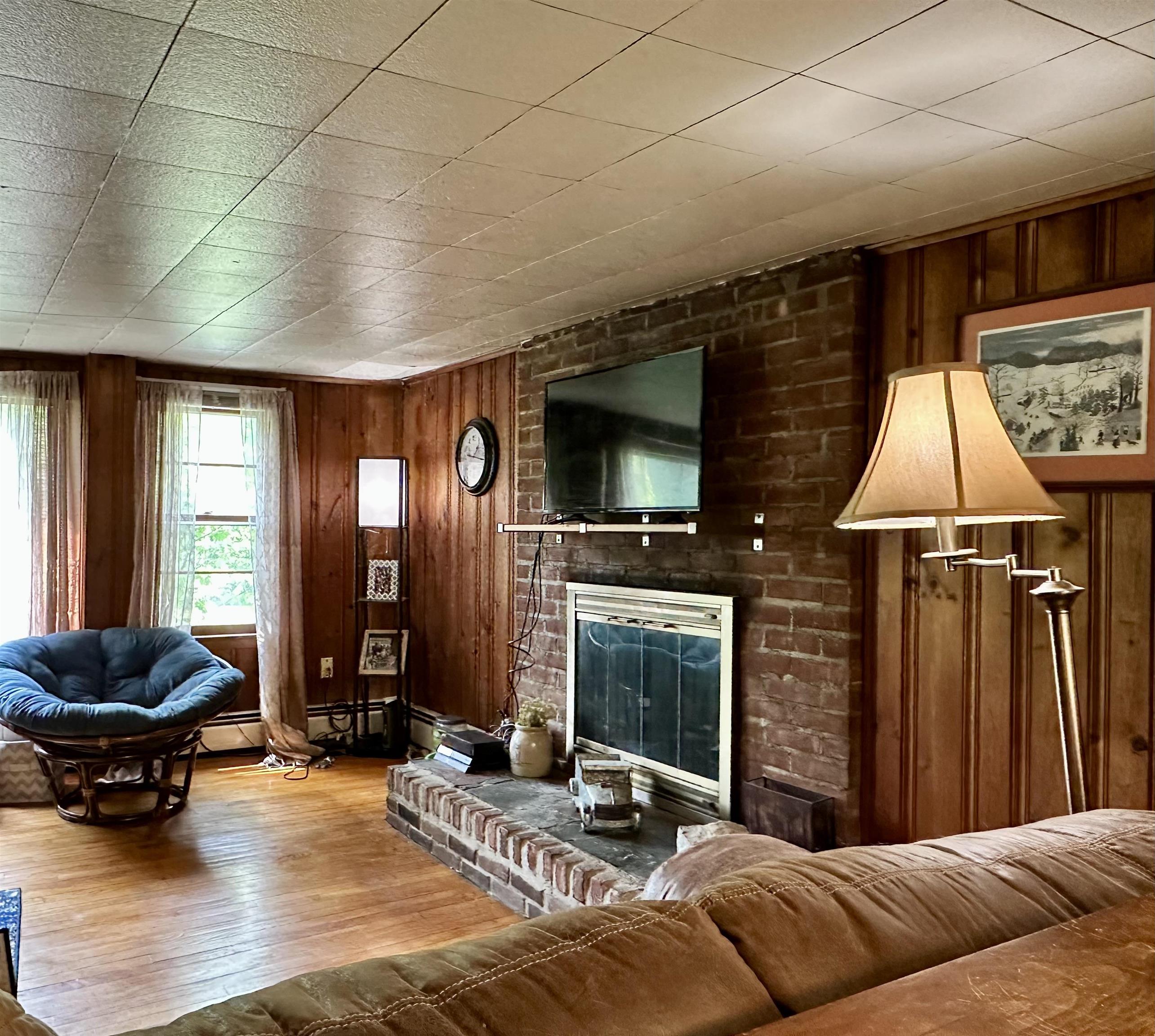 806 Vermont Route 313