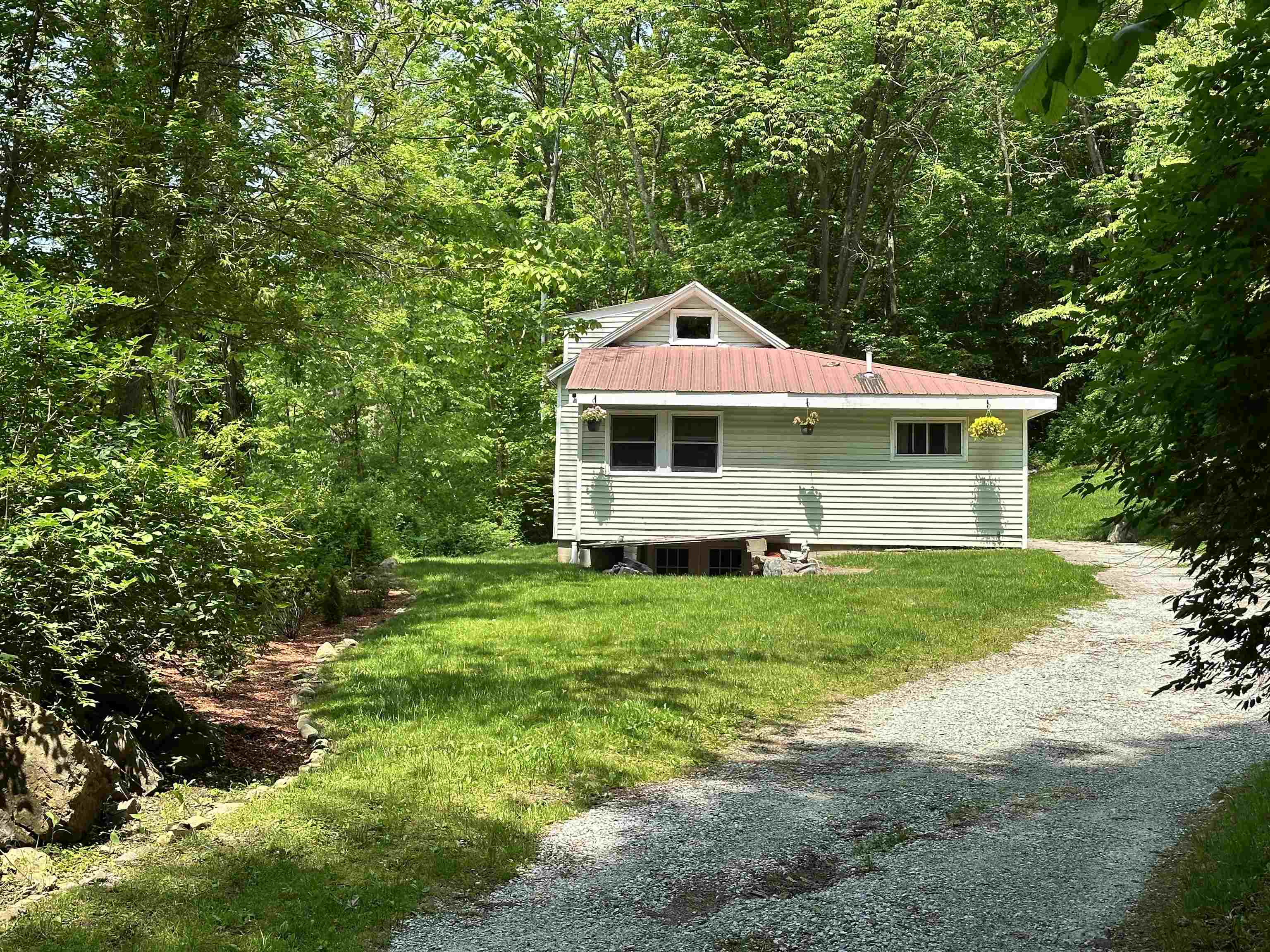 806 Vermont Route 313