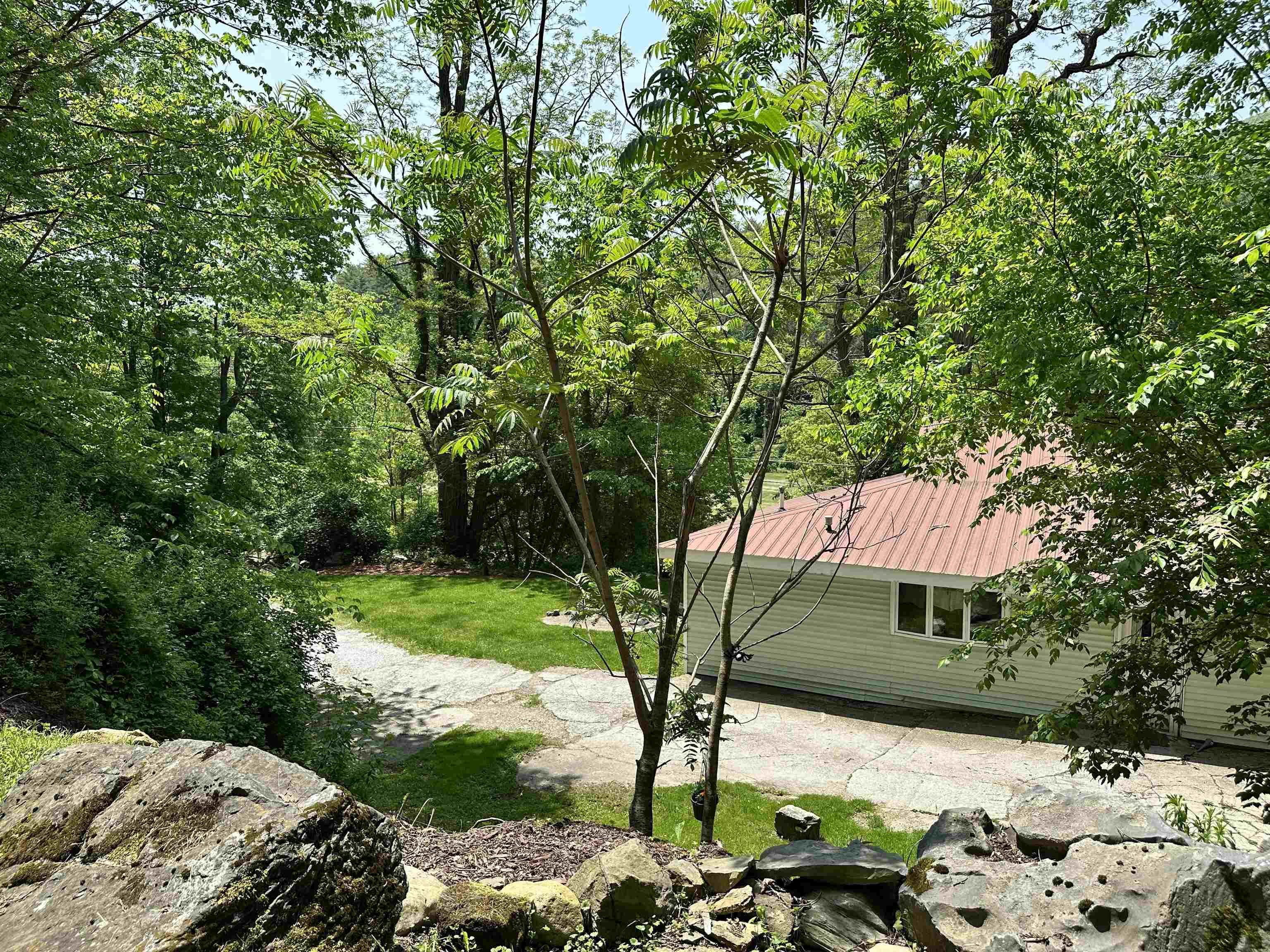 806 Vermont Route 313