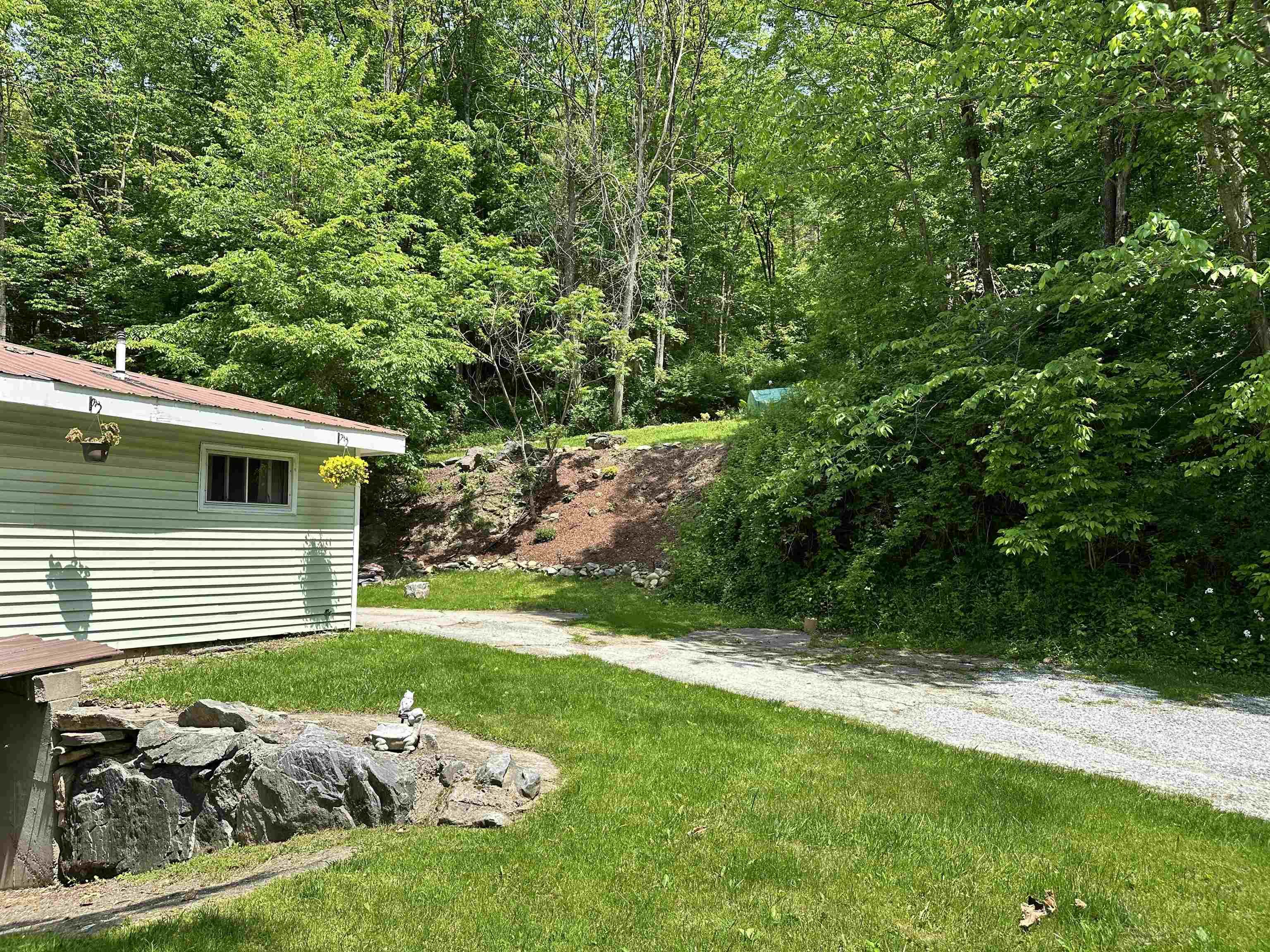 806 Vermont Route 313