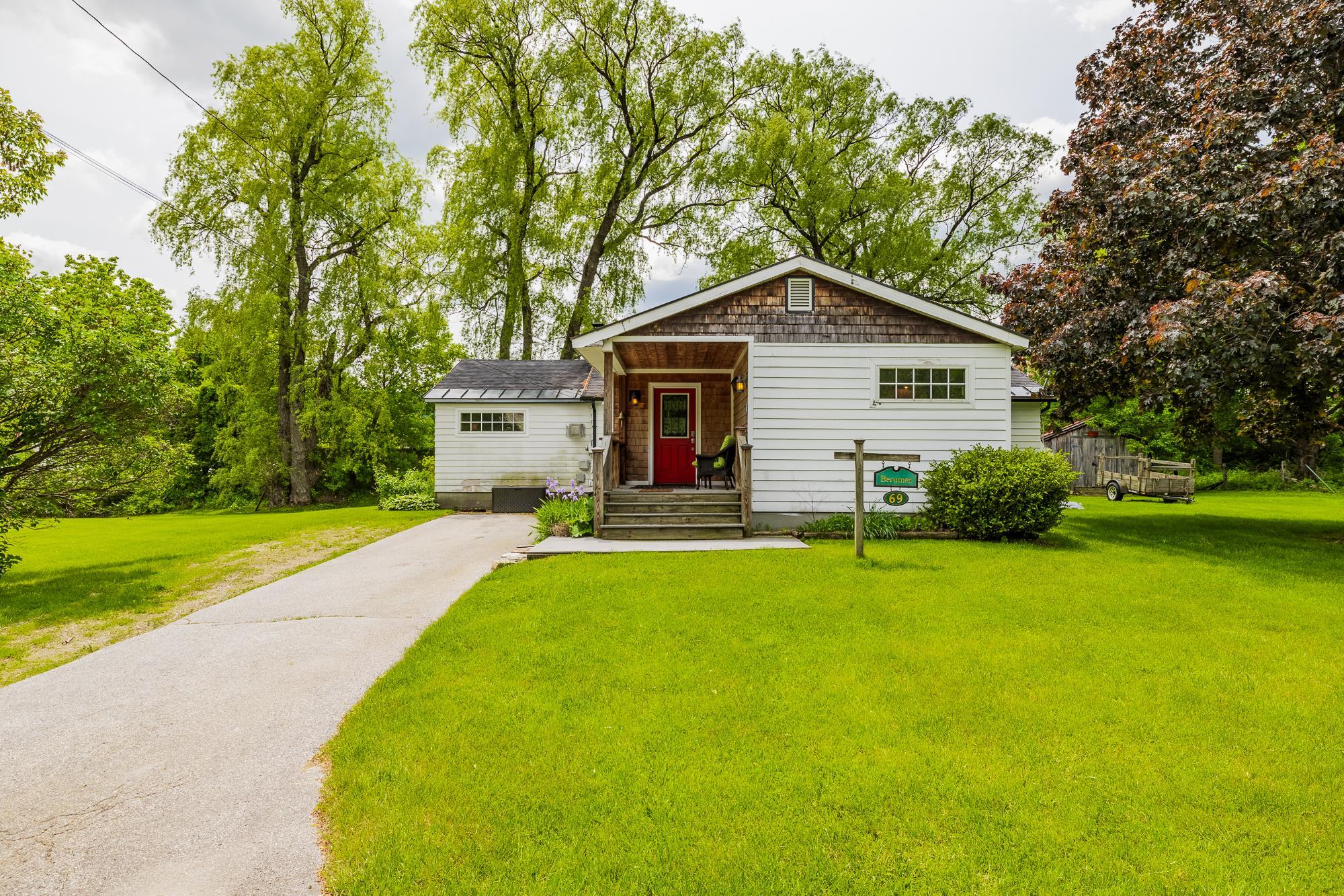 69 Hillvale Drive