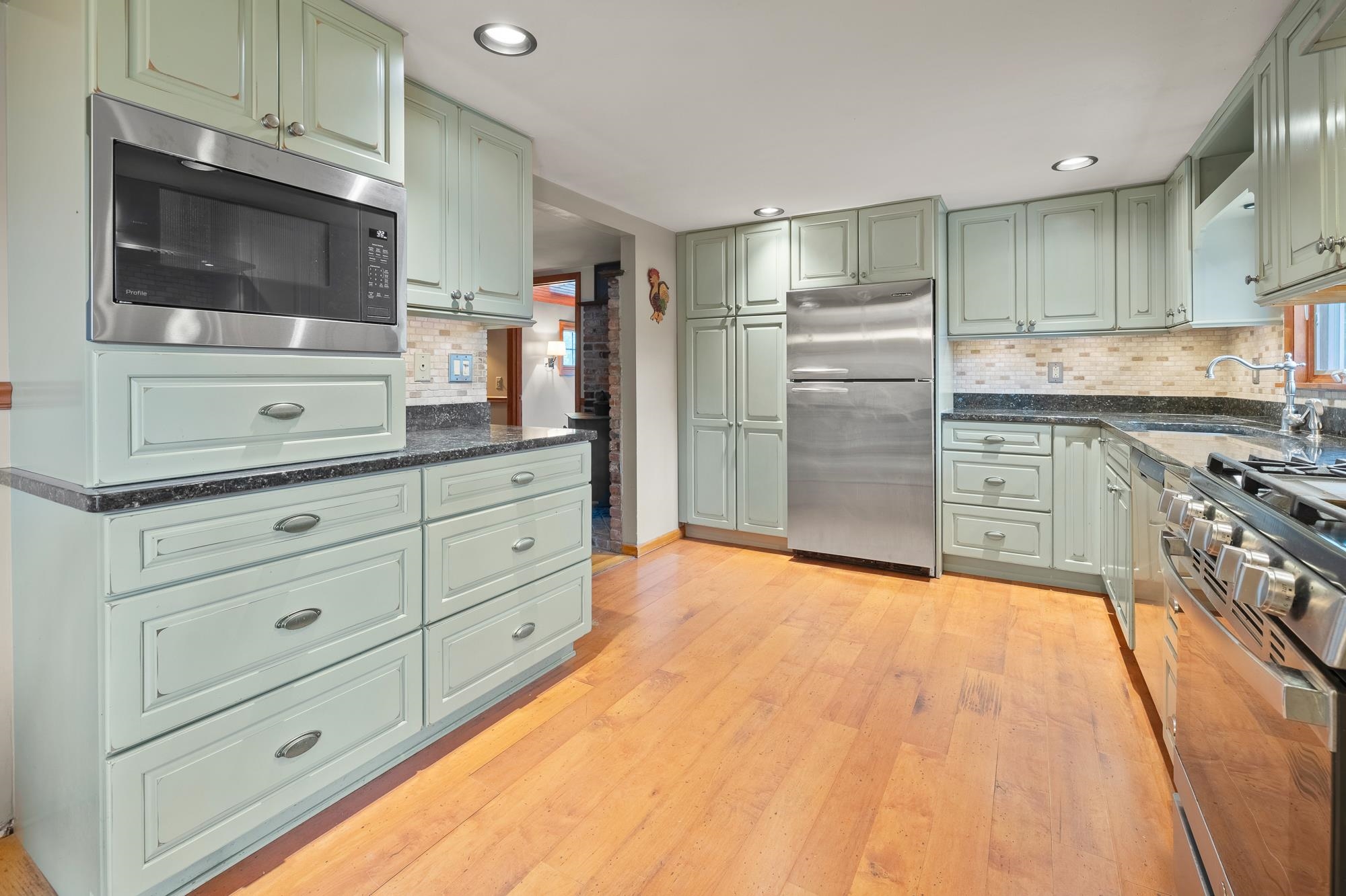 69 Hillvale Drive