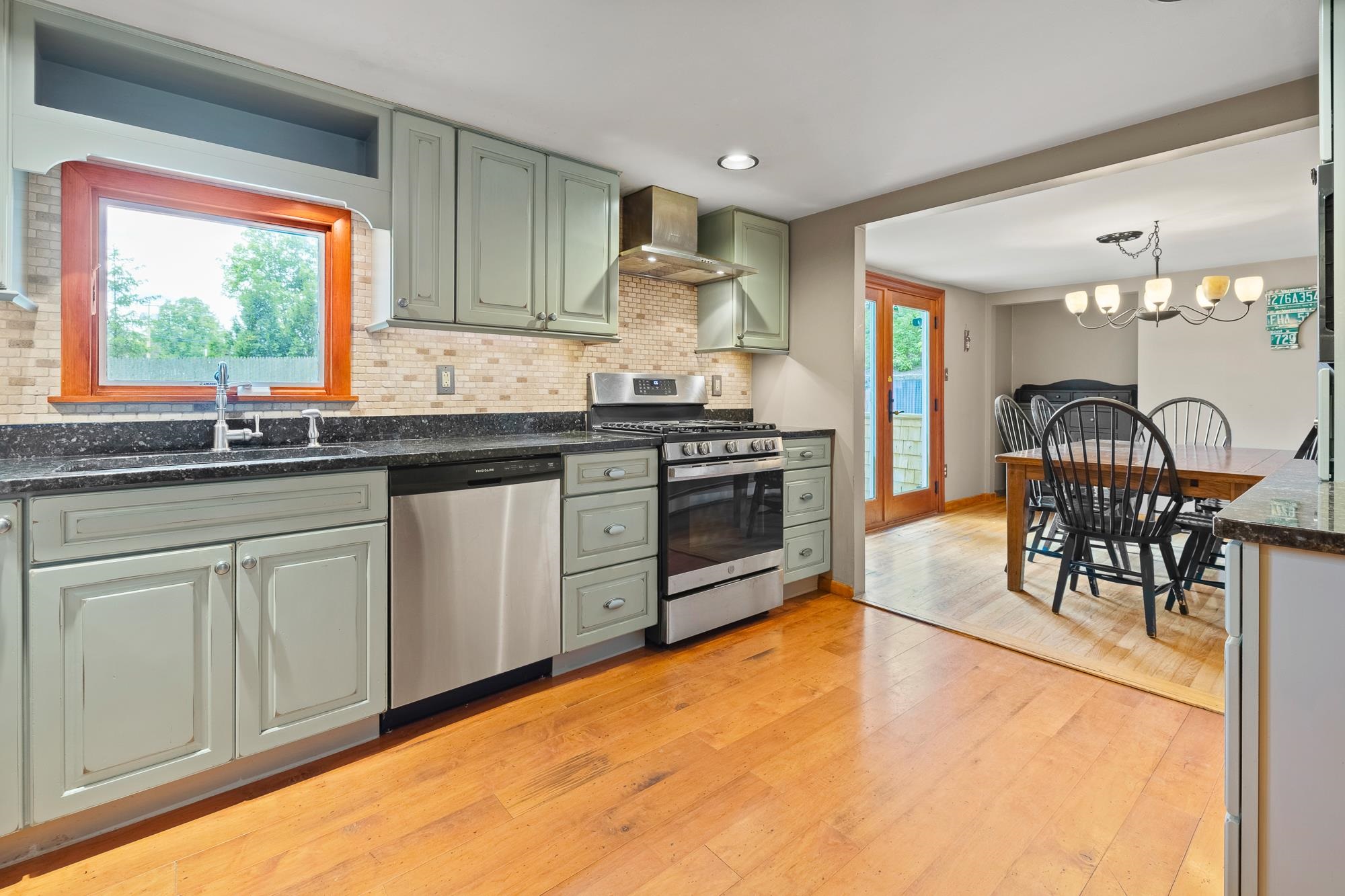 69 Hillvale Drive