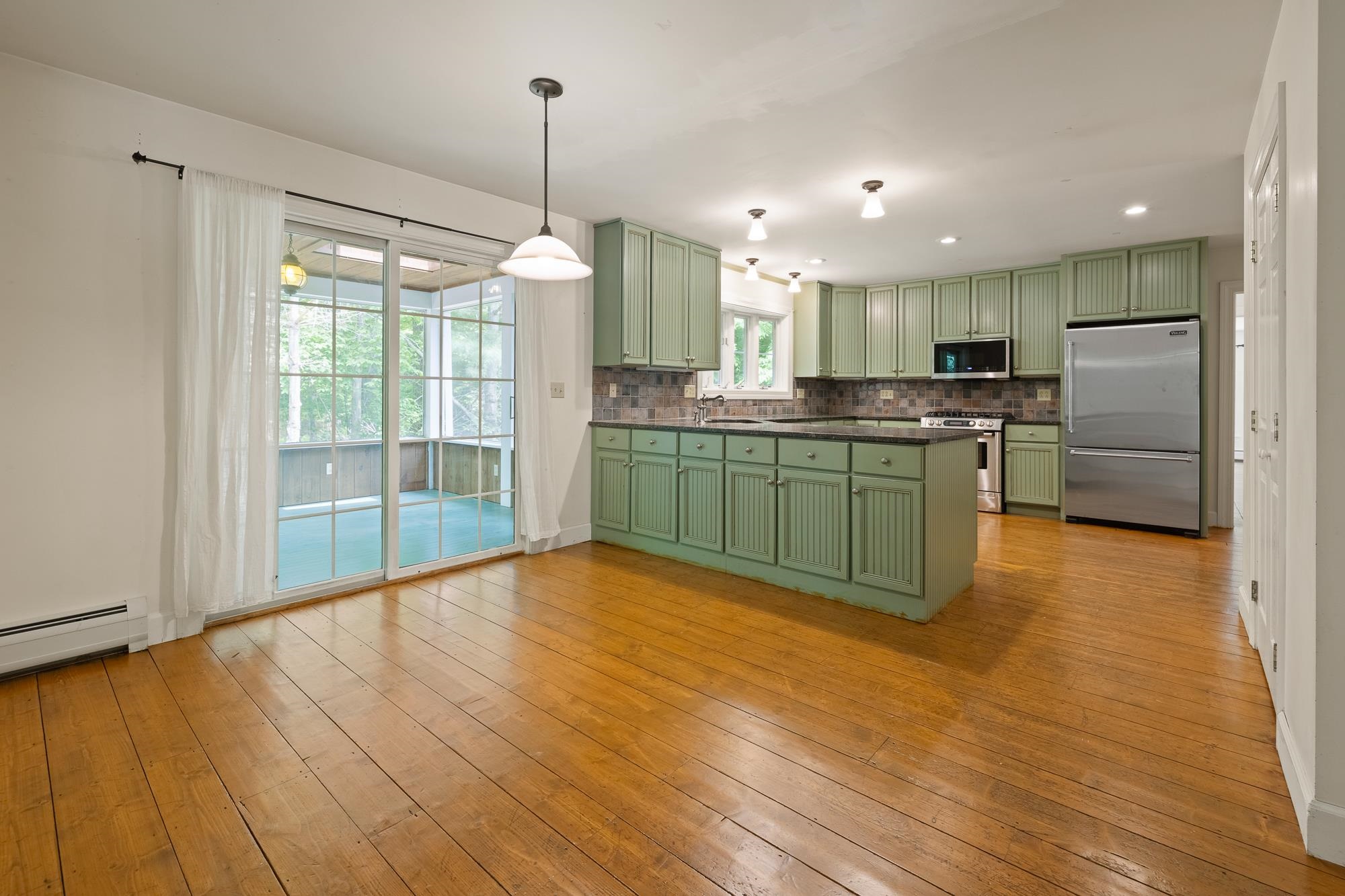 56 Mending Walls Road