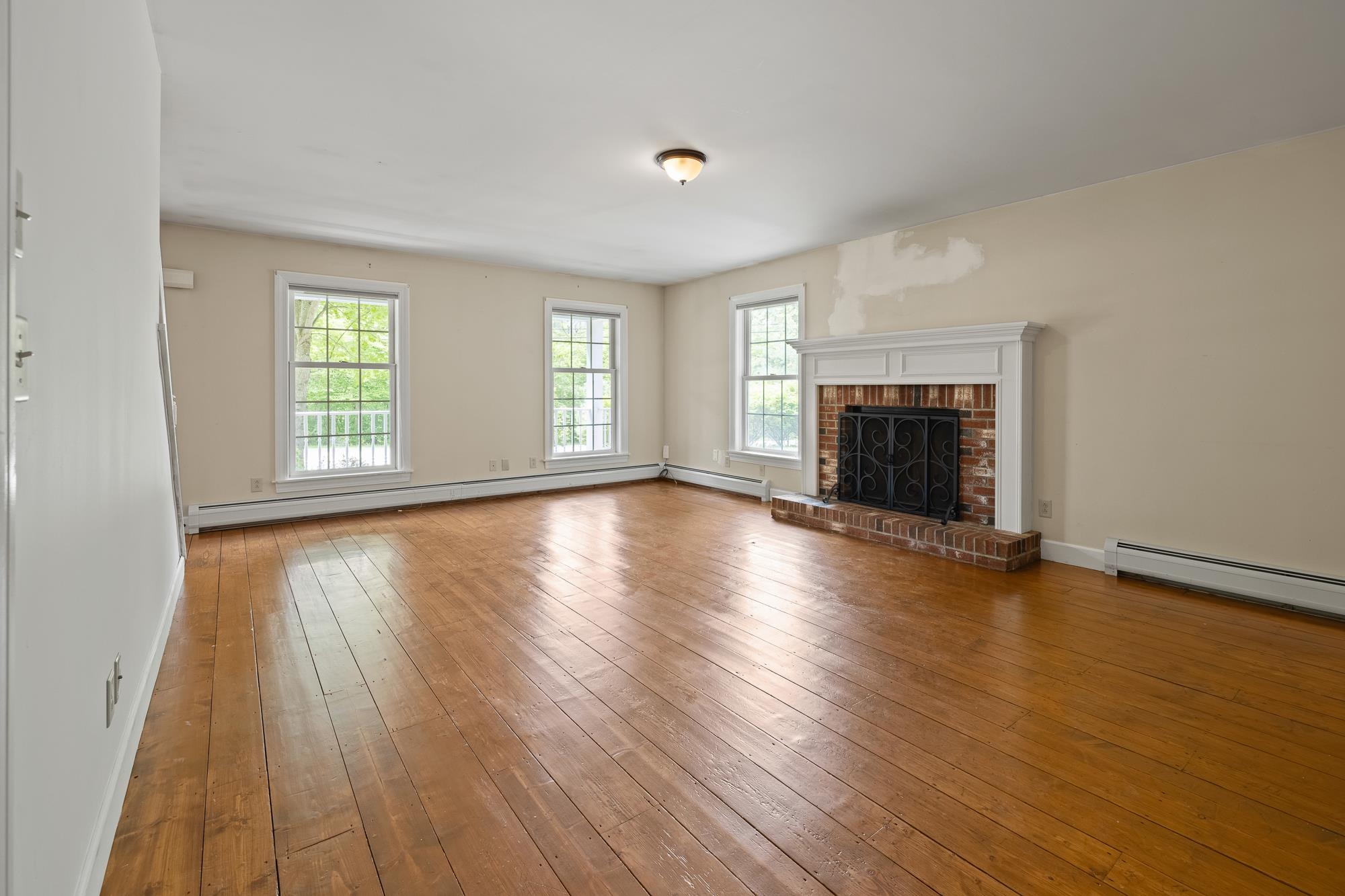 56 Mending Walls Road