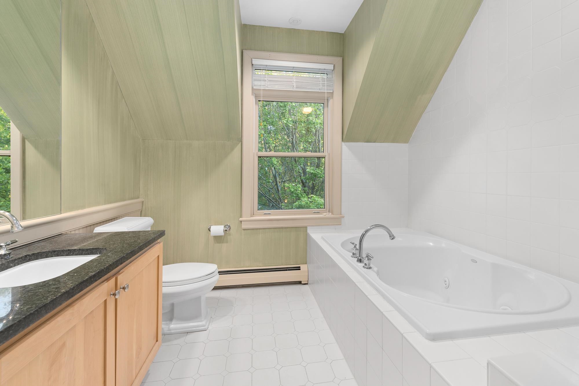2B Stratton Springs Road Unit: 2B