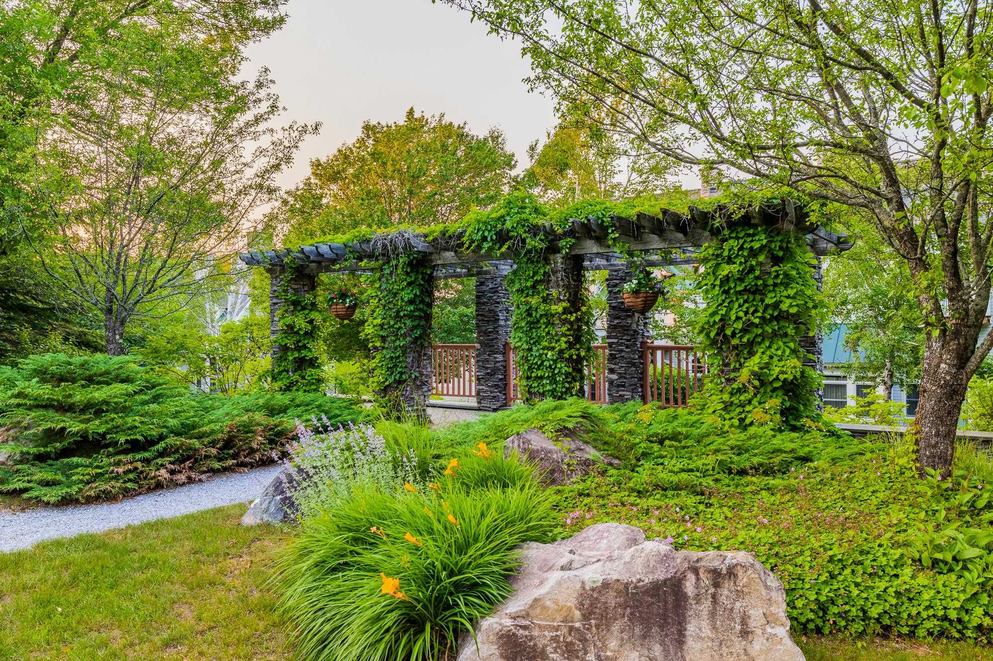 2B Stratton Springs Road Unit: 2B