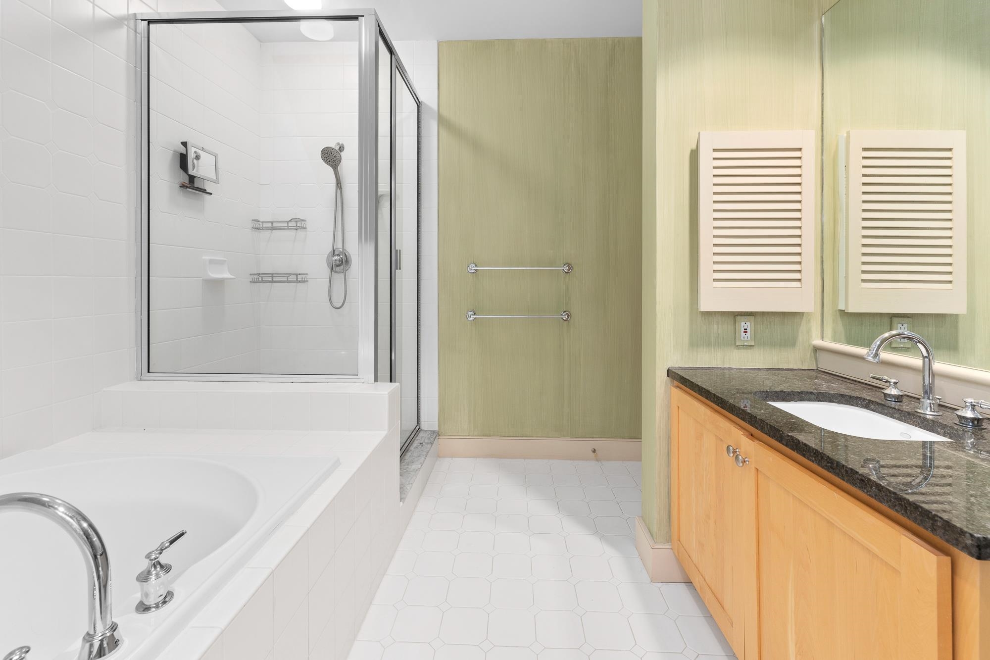 2B Stratton Springs Road Unit: 2B