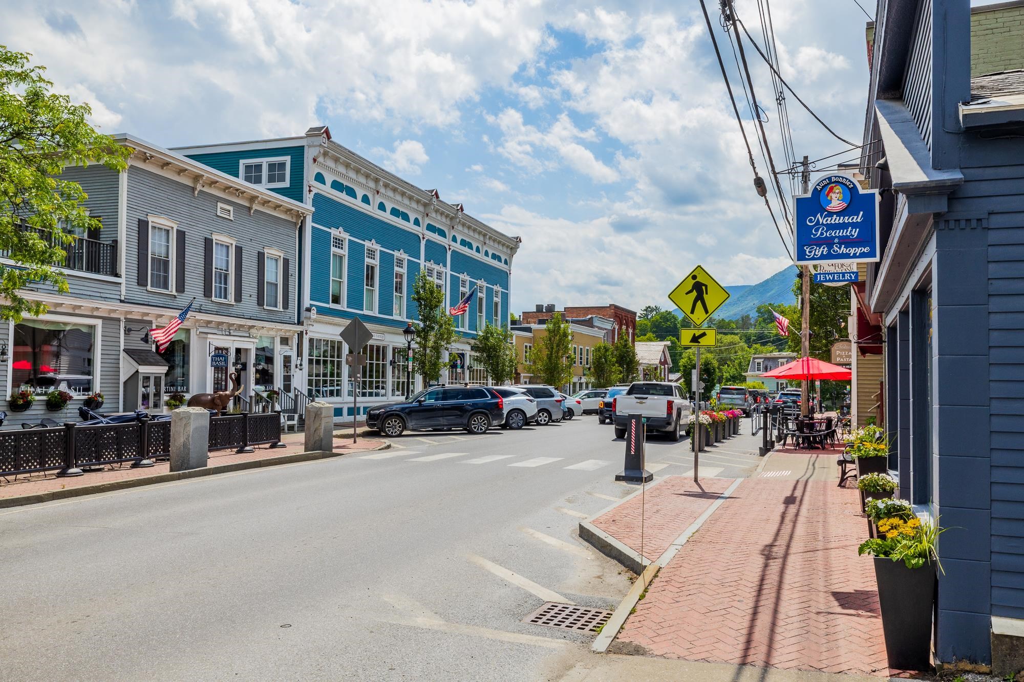 4943 Main Street