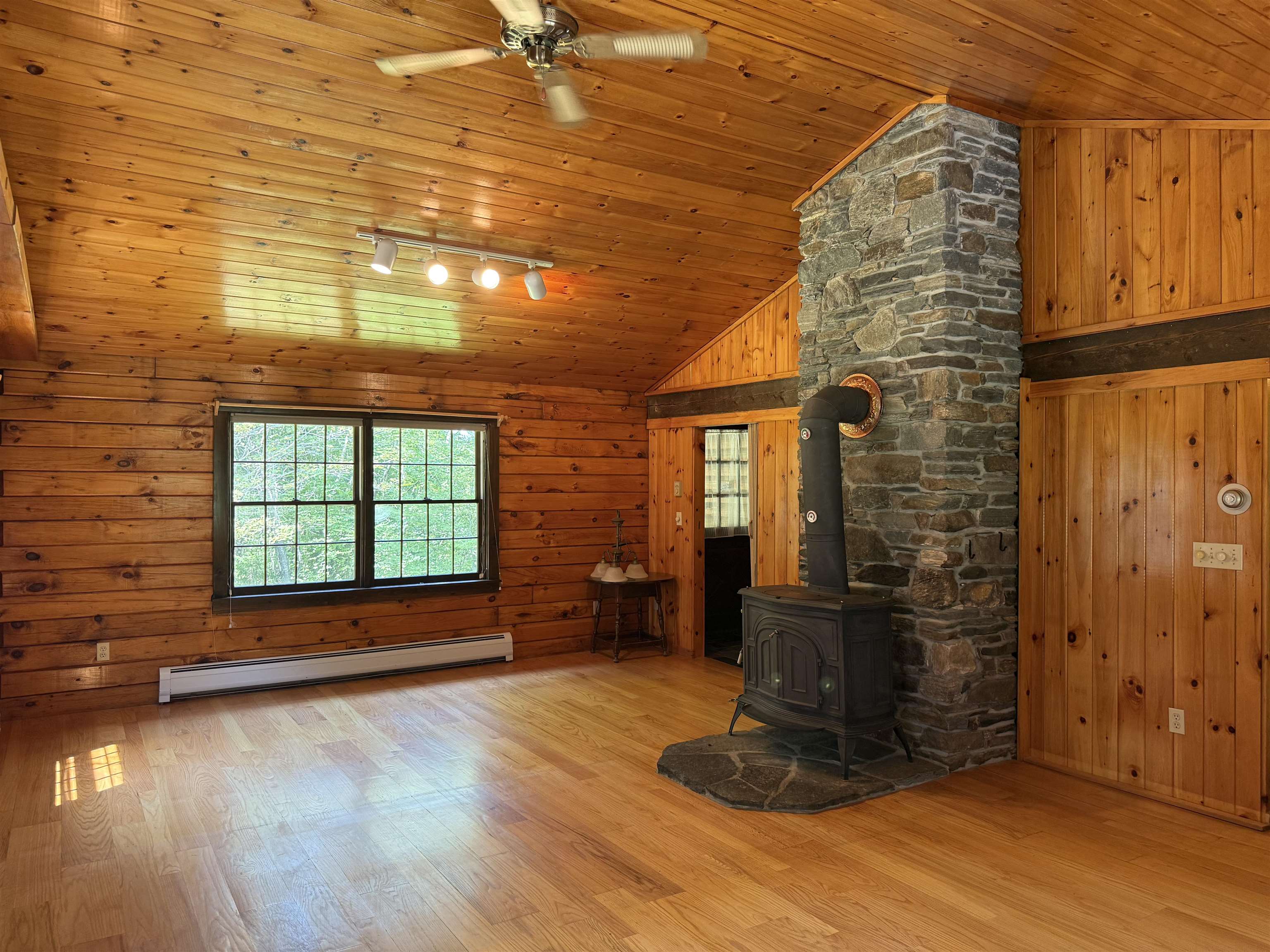 871 Streeter Hill Road