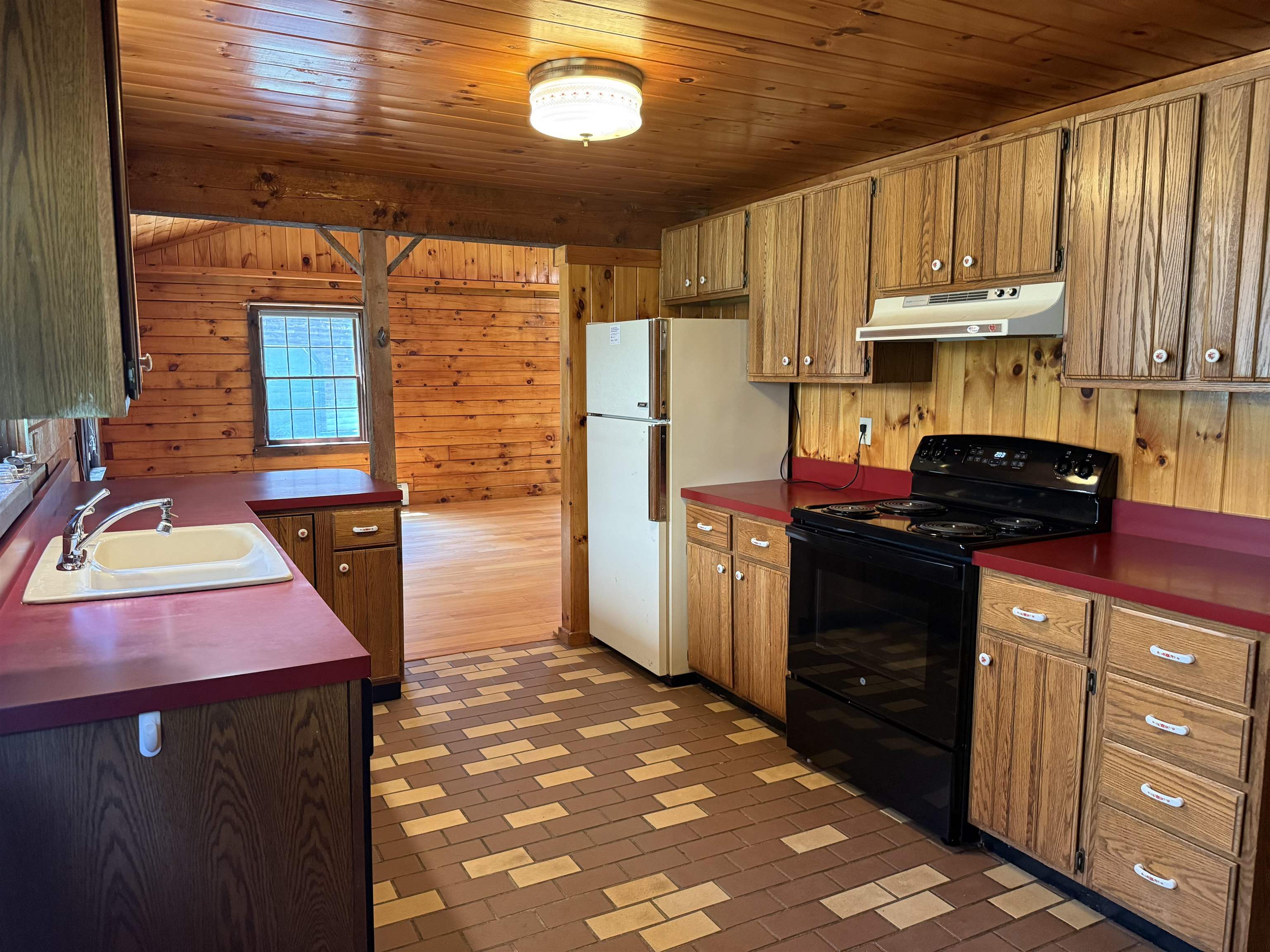 871 Streeter Hill Road