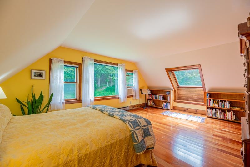 1148 Kent Hollow Road