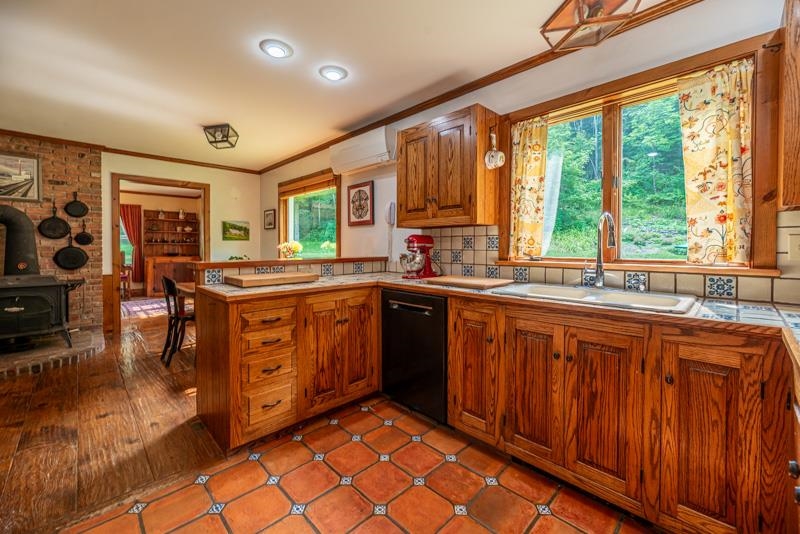 1148 Kent Hollow Road