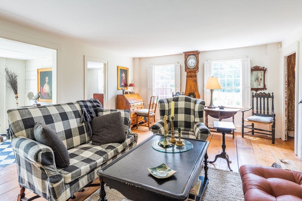 694 Sykes Hollow Road