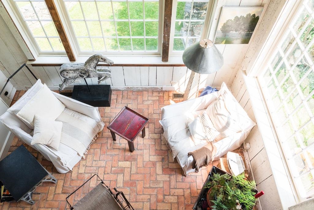 694 Sykes Hollow Road