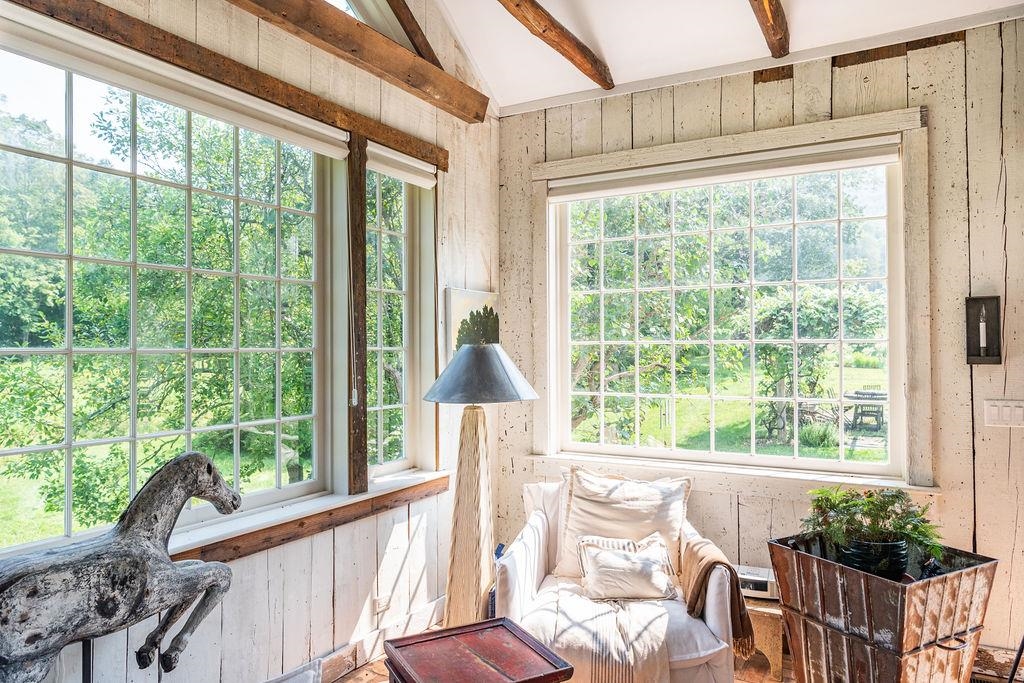 694 Sykes Hollow Road