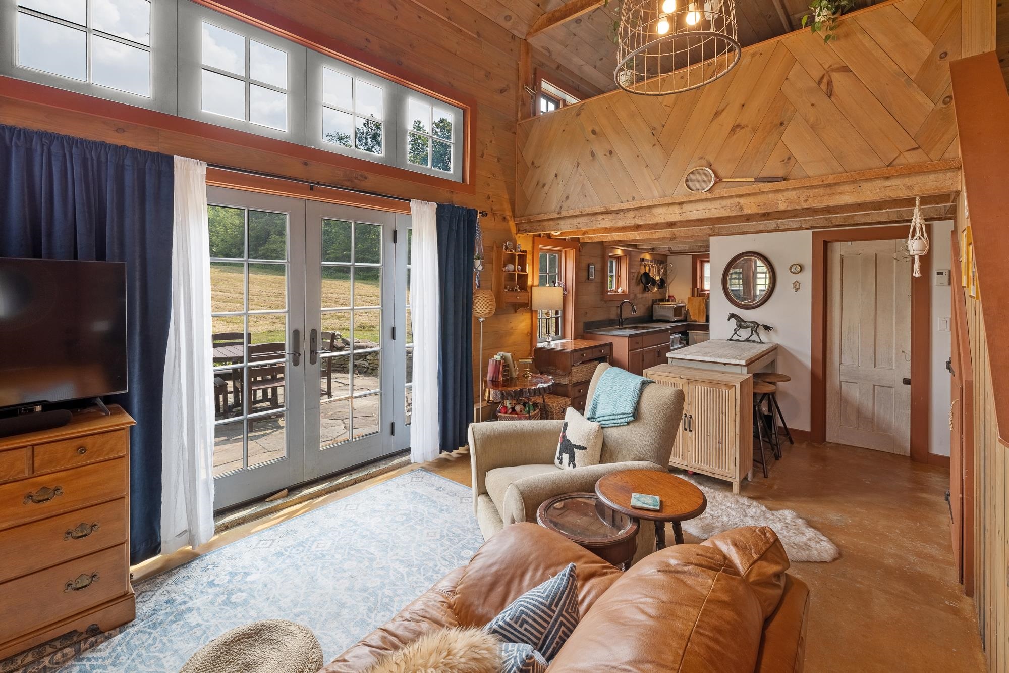 694 Sykes Hollow Road