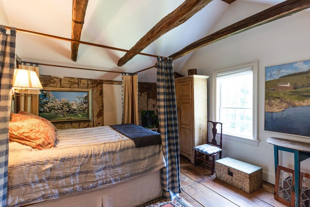 694 Sykes Hollow Road