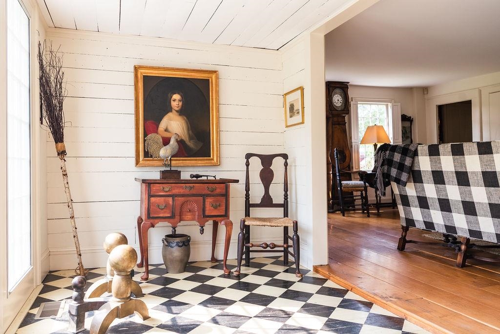 694 Sykes Hollow Road