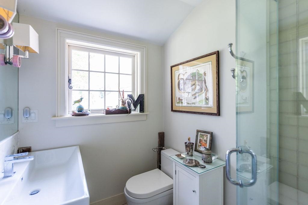 694 Sykes Hollow Road