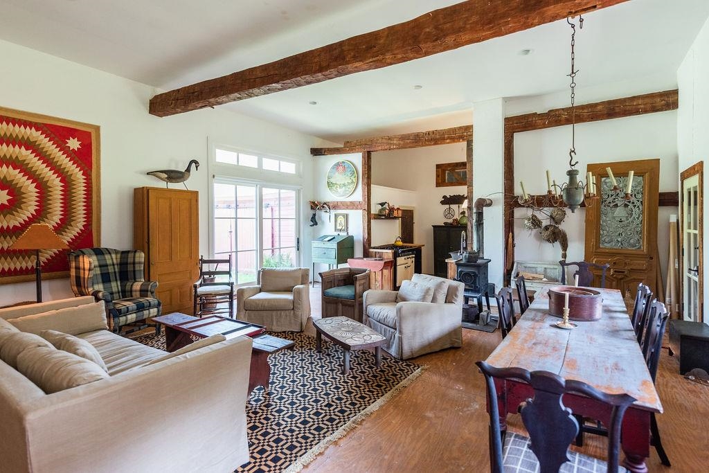 694 Sykes Hollow Road