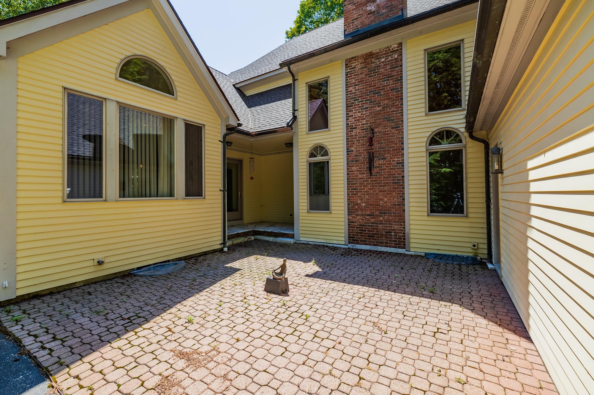 932 McNamara Road