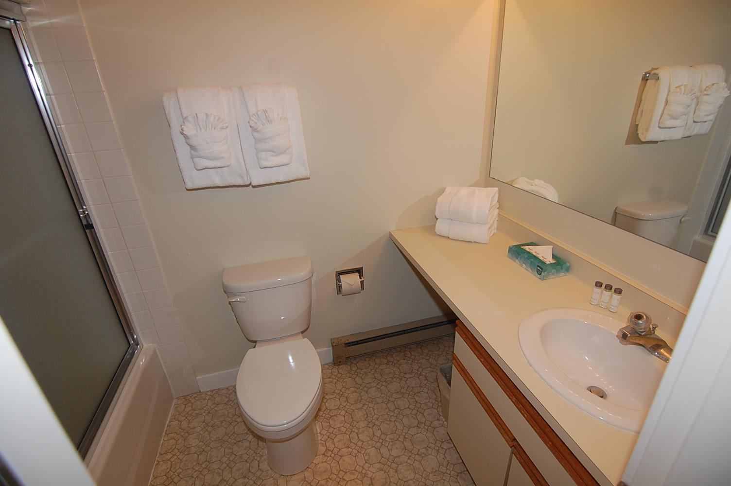 85 East Birch Road Unit: 15