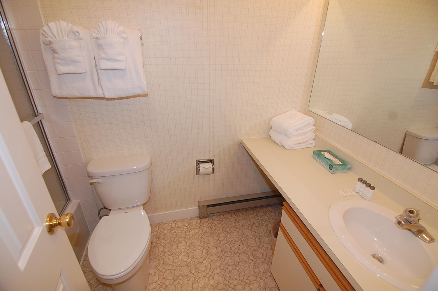 85 East Birch Road Unit: 15