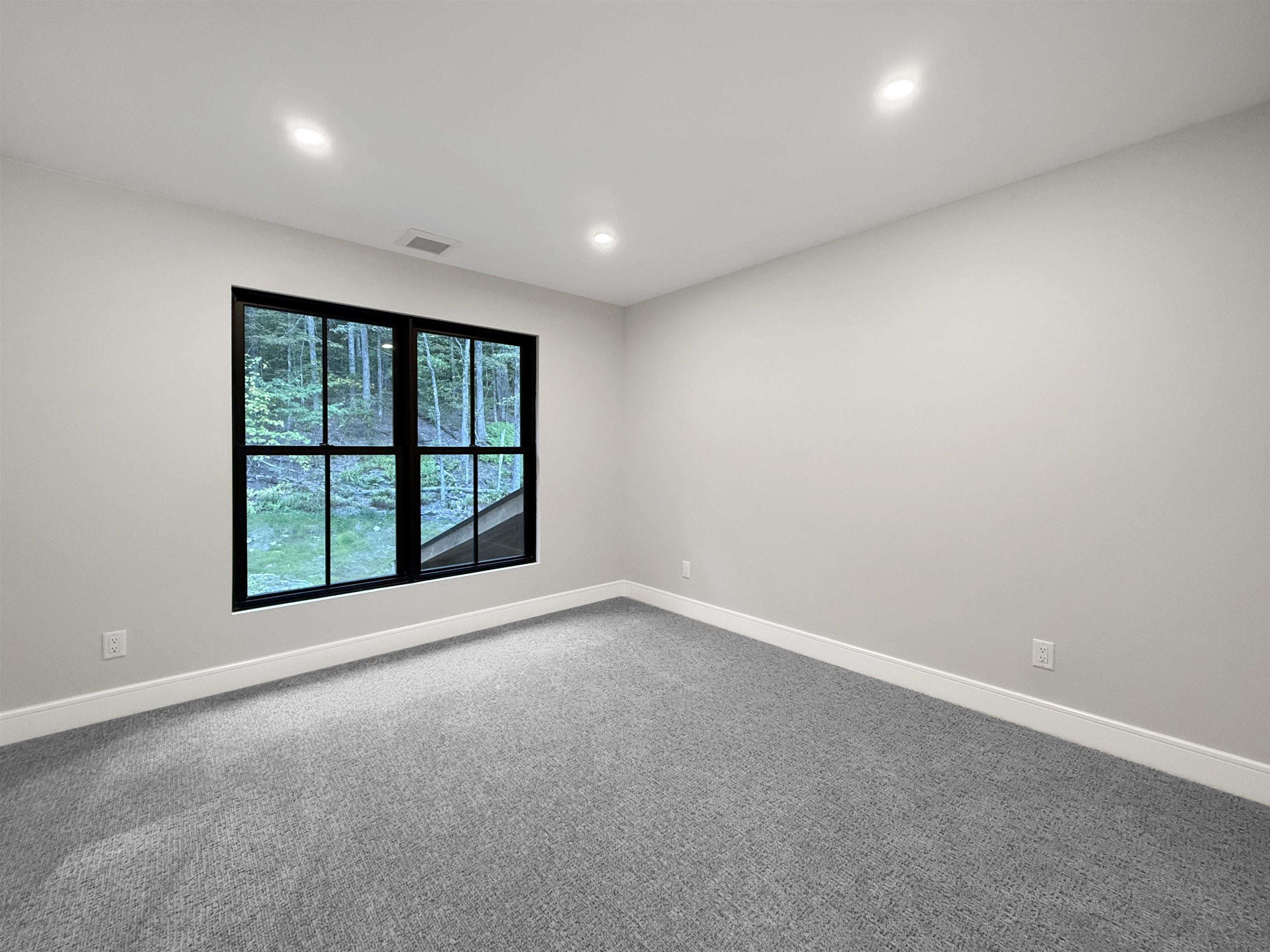 143 Stratton Mountain Access Road