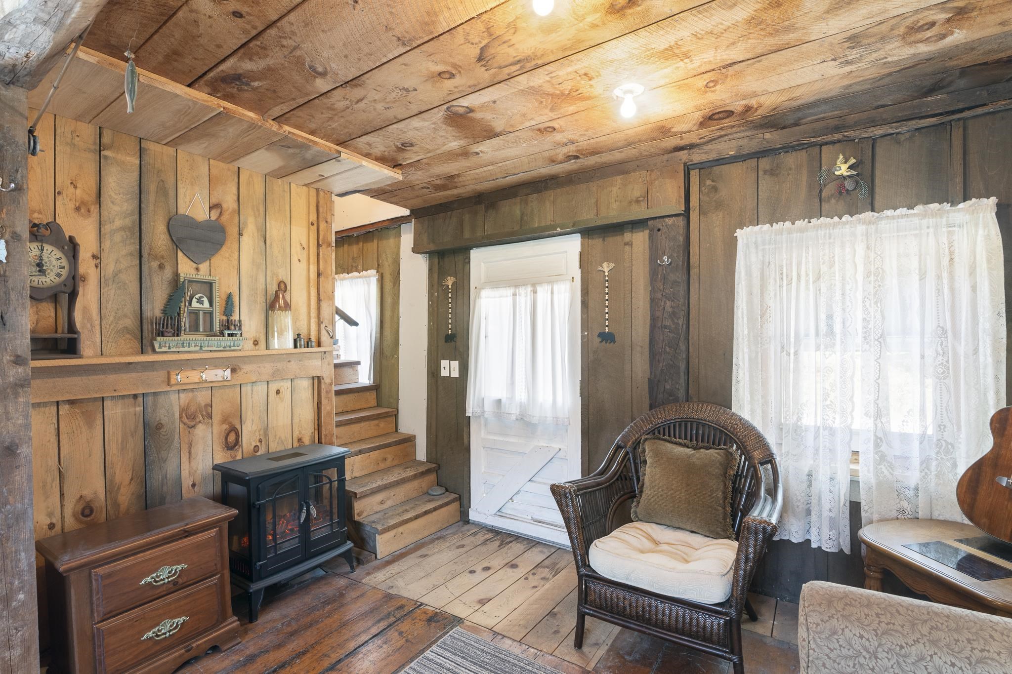 33 West River Street