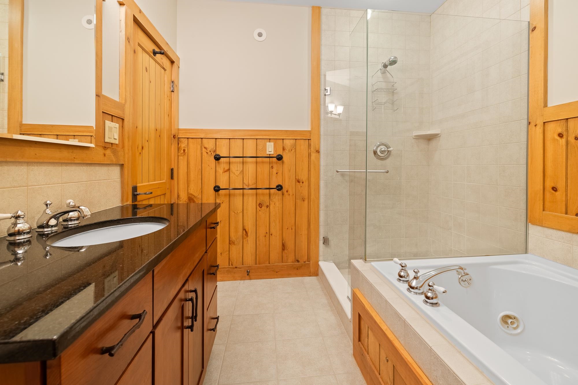 4B Hardwood Hill