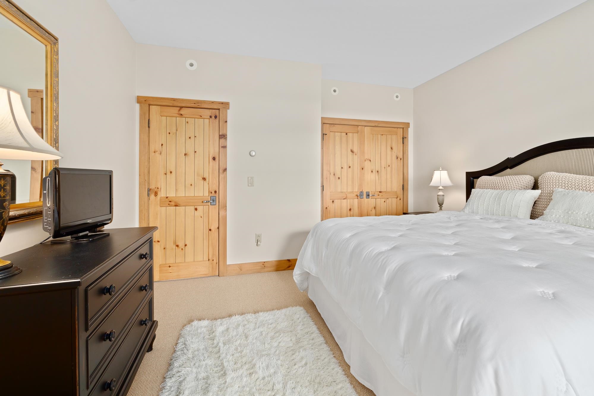 4B Hardwood Hill