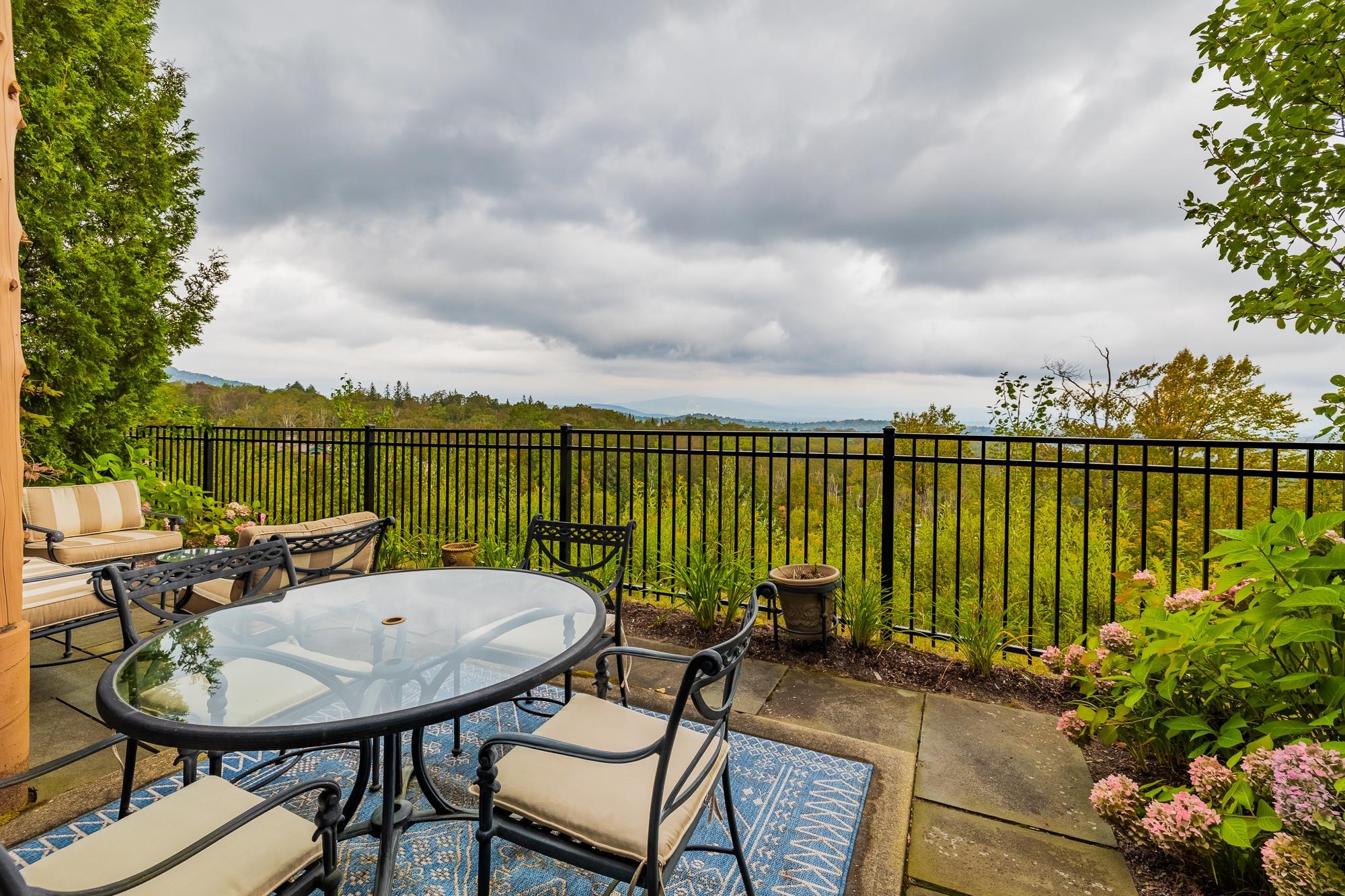 4B Hardwood Hill